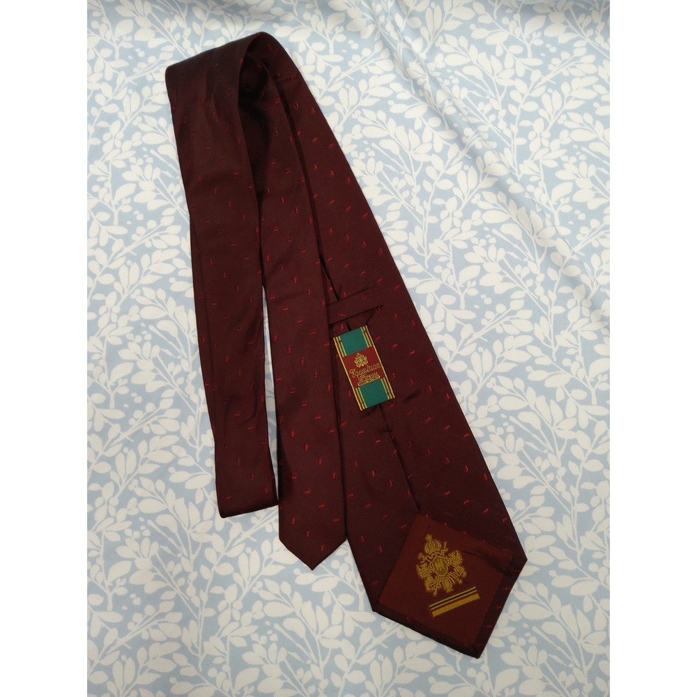 100 % Silk Tie. Made In ITALY. Equestrian Firemne. Business.